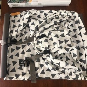 Binxy baby gray triangle shopping cart hammock